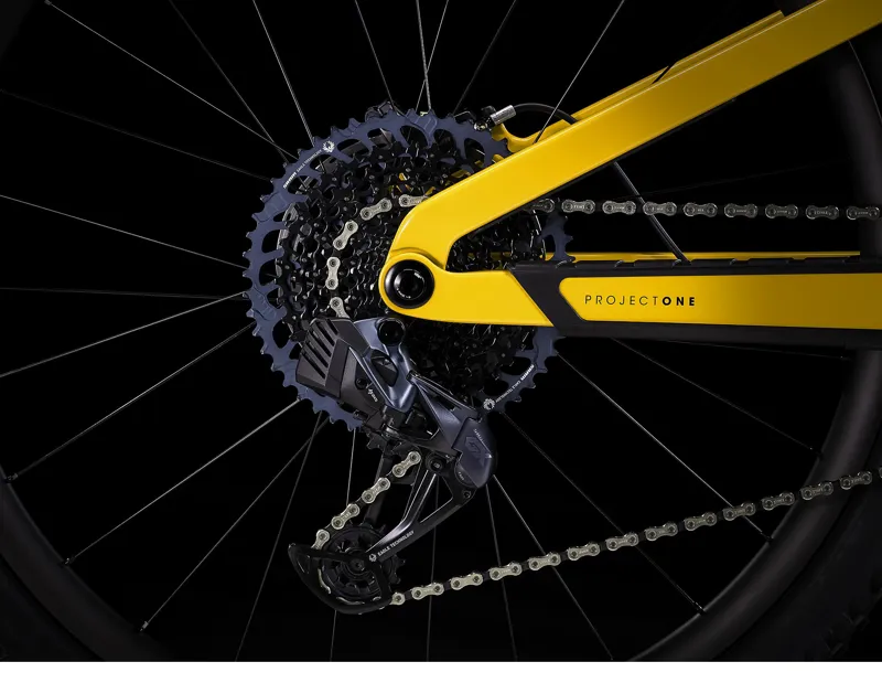 Trek Slash 9.8 XT Enduro Mountain Bike in Satin Baja Yellow-9